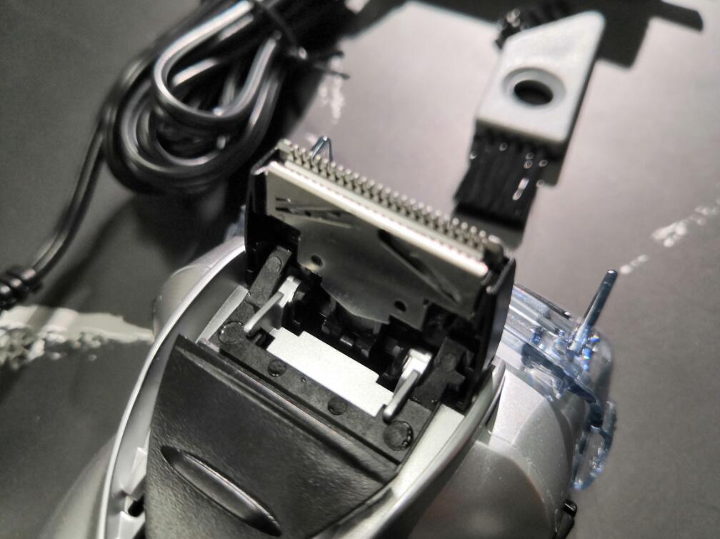 松下剃须刀测评大锤子,松下剃须刀评测