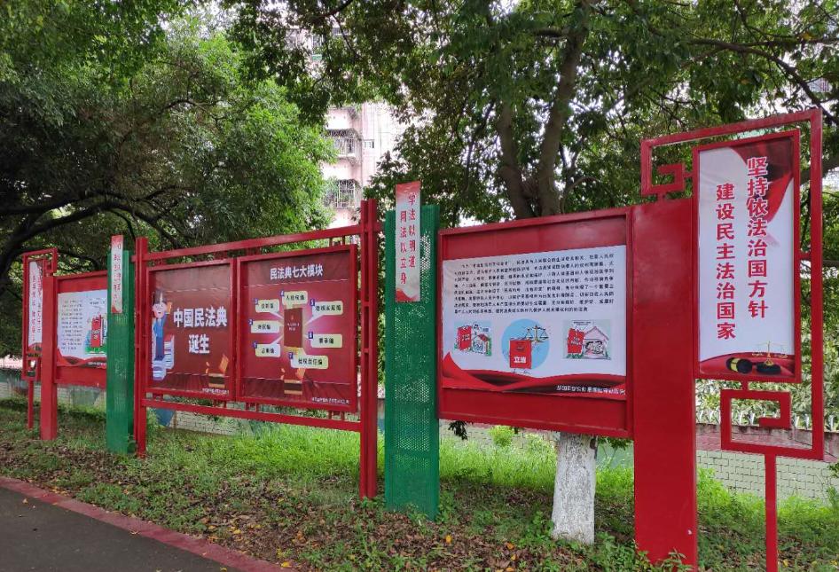 基层普法助力法治建设,基层普法与依法治理