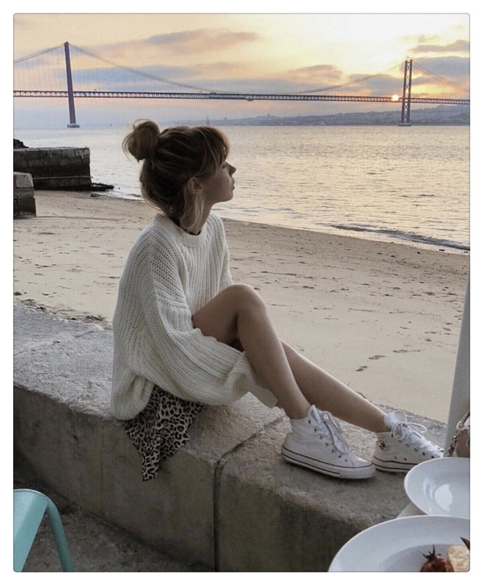 杨幂vs杨颖小西服穿搭,杨颖杨幂同款裤装宽松