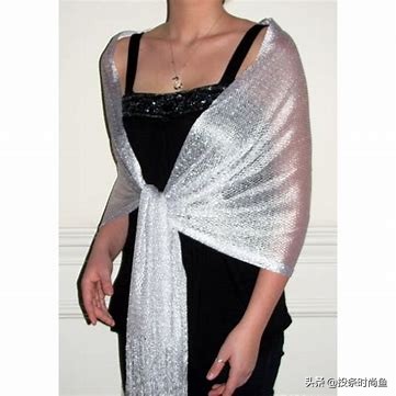 怎么挑选适合自己的配饰,配饰选择技巧