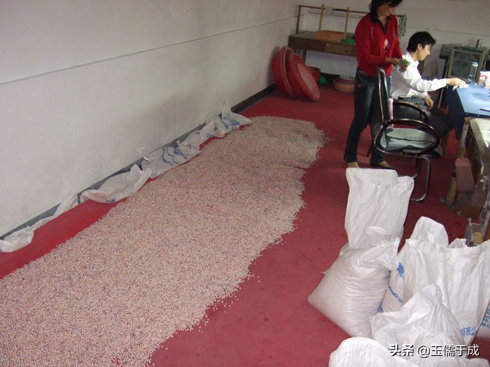 浙江绍兴诸暨山下湖珍珠市场,中国最大珍珠批发诸暨市场