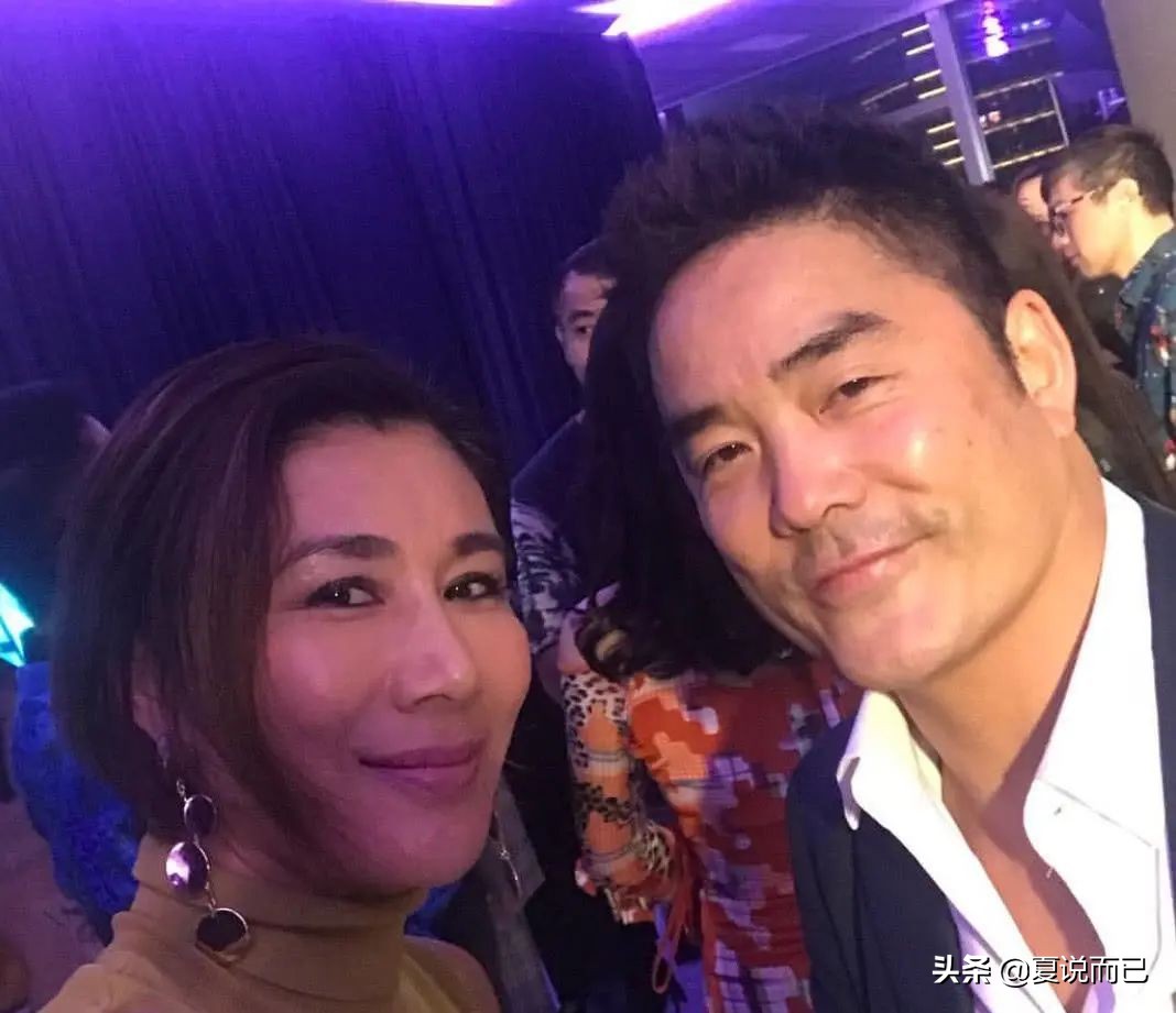 70岁罗文导演病逝，他电影里的女主钟丽缇，关之琳，今何在？