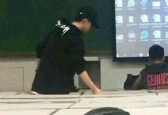 易烊千玺中戏表演,易烊千玺回应中戏经历了什么