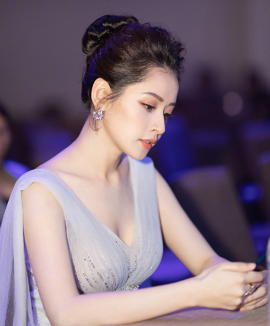 越南30-40岁女明星都有谁,越南最美的女明星