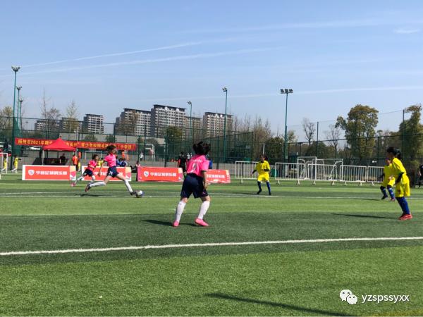 扬州市平山实验学校：少年绿荫情，共筑足球梦