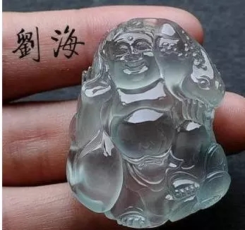 翡翠蝙蝠挂件寓意,翡翠挂件荷花的图案寓意