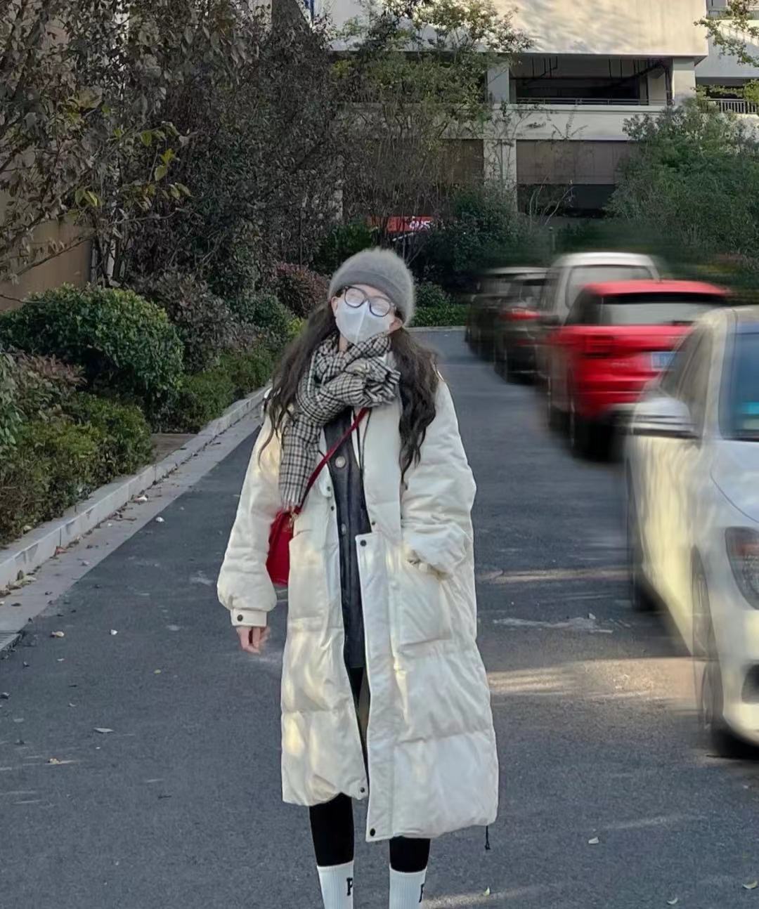 冬天韩系穿搭示范,怎样穿出韩国的简约感