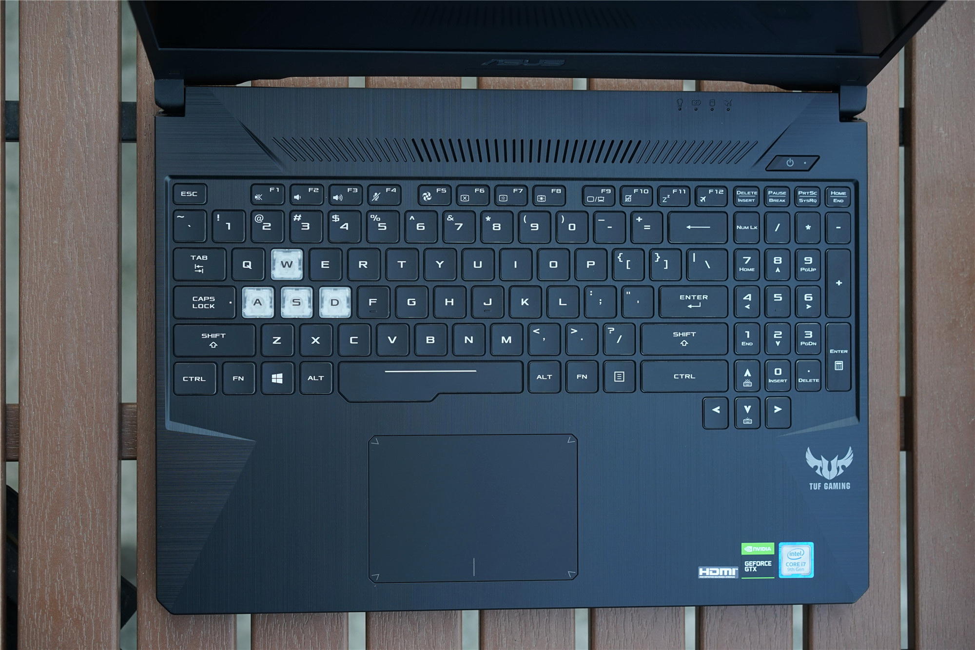 华硕笔记本飞行堡垒7级别,华硕飞行堡垒9i7代3060游戏测评