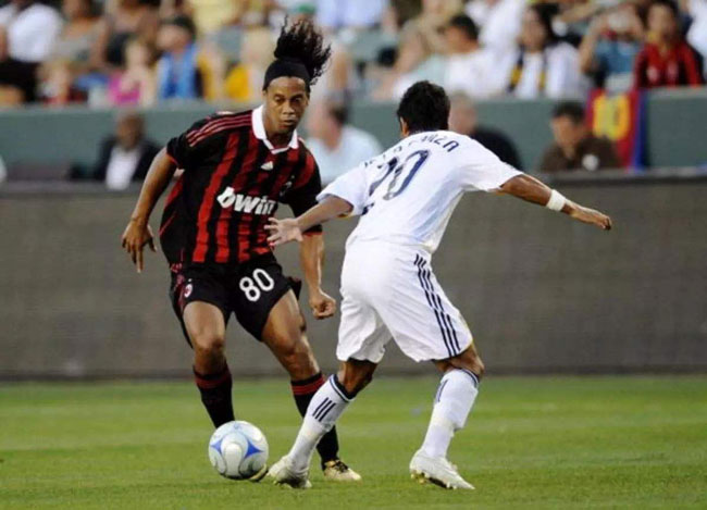 足球各大球星成名绝技,足球中的绝技名称