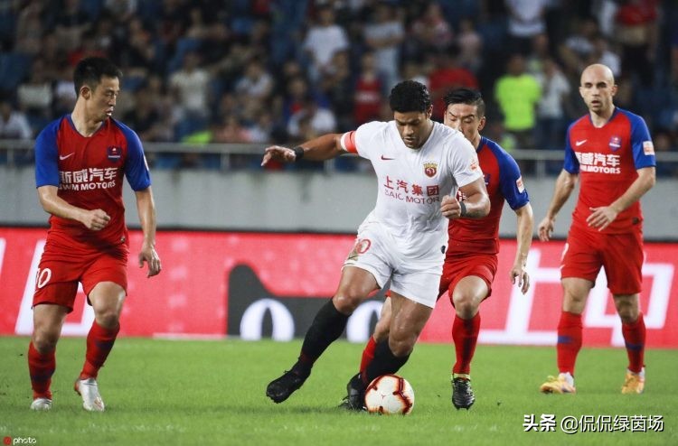 阿瑙托维奇上港亚冠,阿瑙托维奇帮助球队