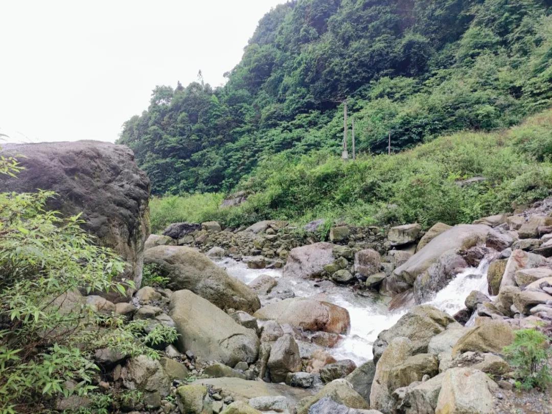 成都耍水的地方推荐适合小孩,成都免费游泳耍水的地方