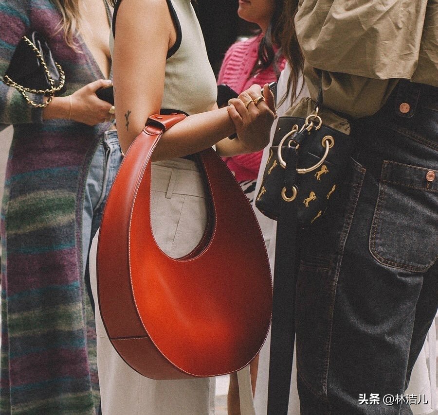 欧阳娜娜推荐的迷你包包,欧阳娜娜平价同款包包