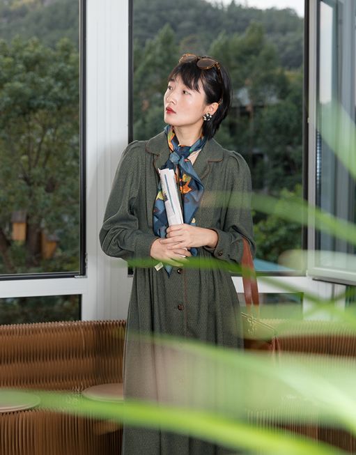 2023法式复古秋冬季气质连衣裙,2022法式复古小众高级感连衣裙