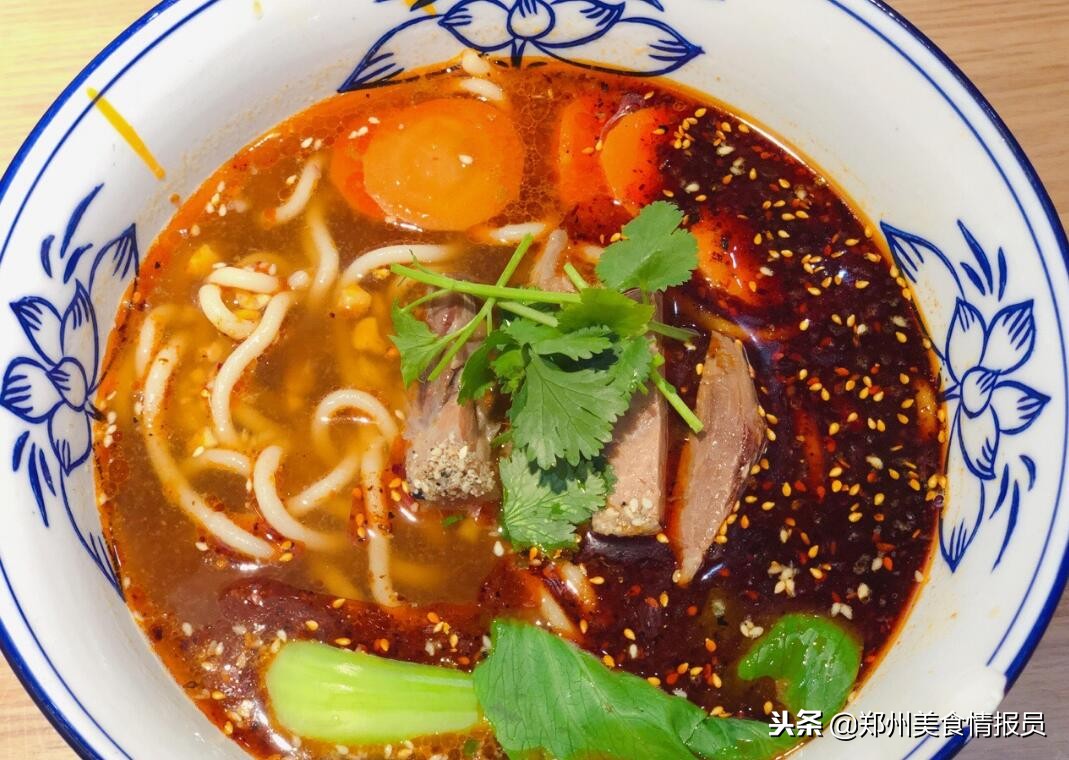 温县铁棍山药面糯香甜,正宗铁棍山药面条香满园