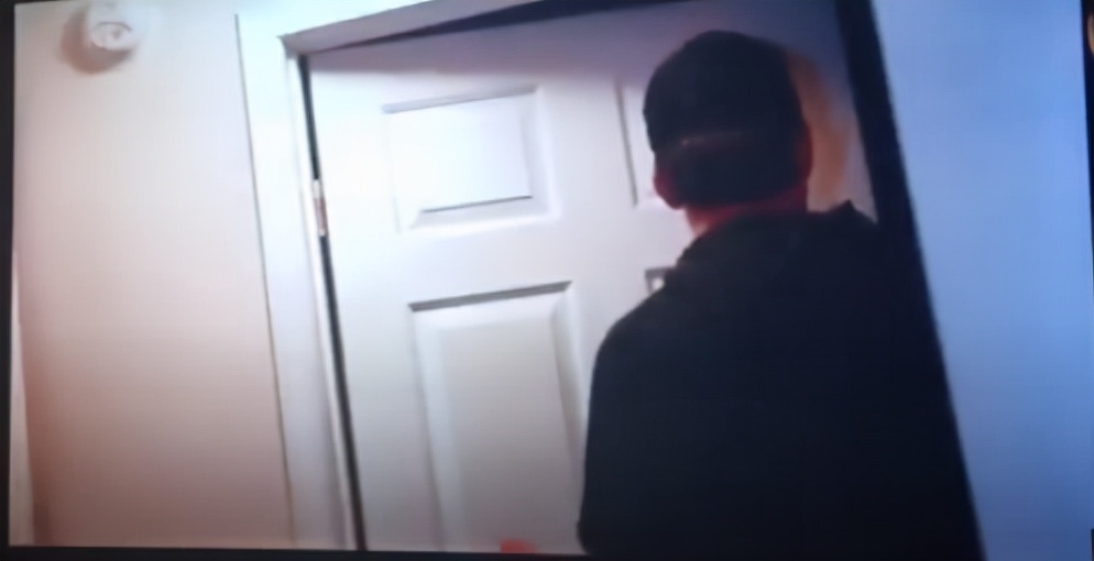 国外顶流网红为流量拍摄性侵女学生？仅被封杀三月，回归仍爆火