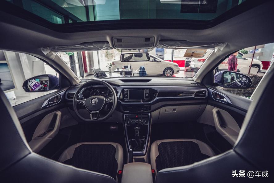 大众T-Cross市场分析,轴距越级设计前卫,性价比高但竞争压力大