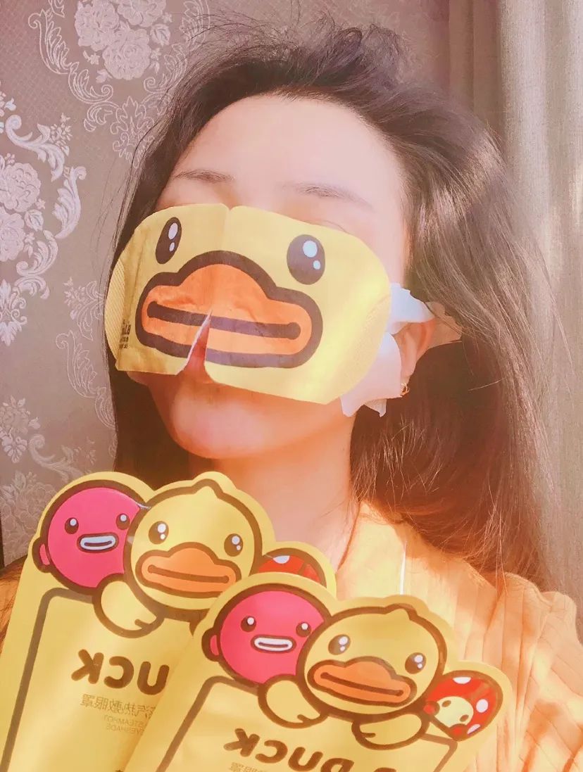 手脚冰凉的女生会宫寒吗,女孩子手脚冰凉是宫寒还是体寒