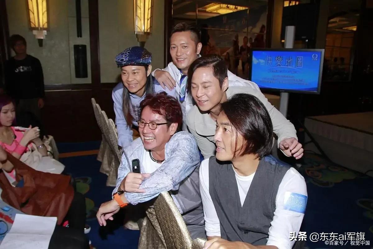 谭咏麟经典歌曲50首爱在金秋,谭咏麟经典歌曲50首最爱的你