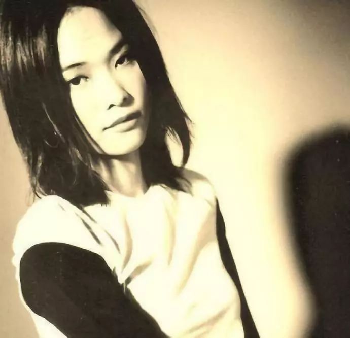 许美静林忆莲王菲串烧,不输王菲的明星