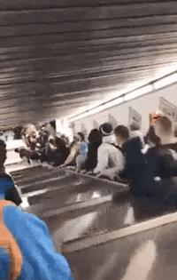 网上买的连衣裙到货了,店家连夜打电话跪求删除好评照片太尴尬了