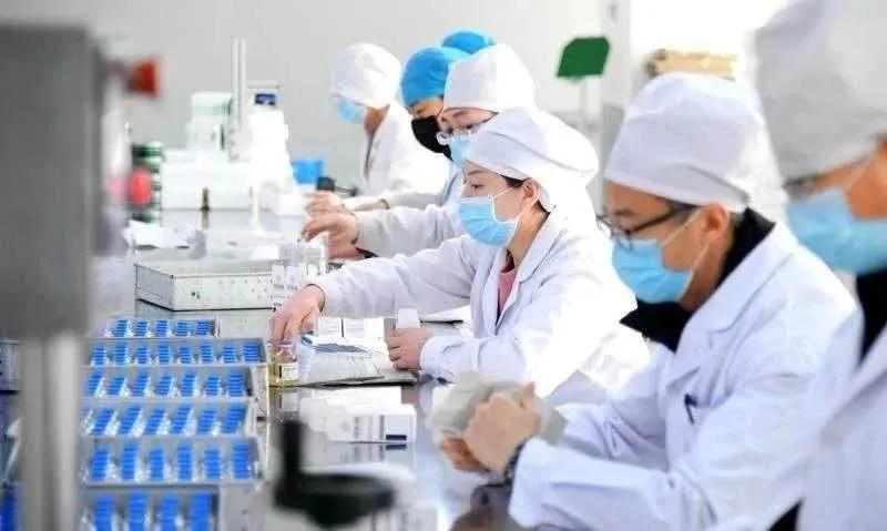 基层党组织和广大党员冲锋在前,基层党组织和一线党员