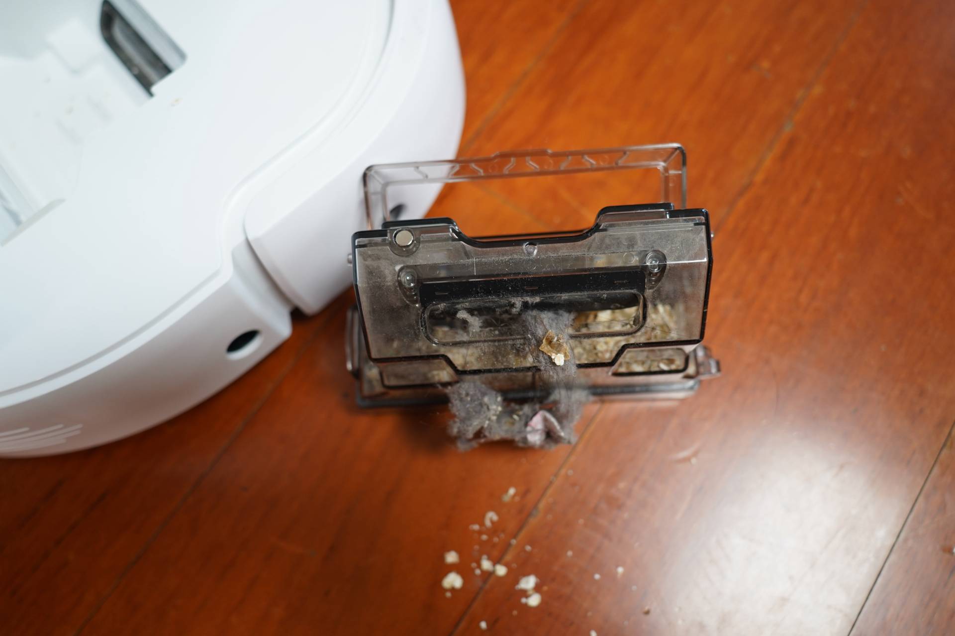 拖地扫地一体机如何自动清洗,扫地拖地机器人自动清洗