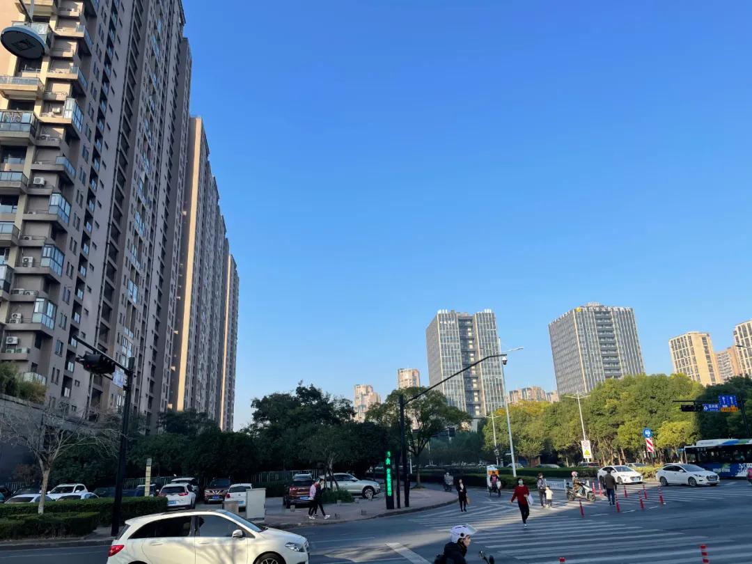 最低390万，学区房“流量王”，东方郡116套挂牌房源全分析