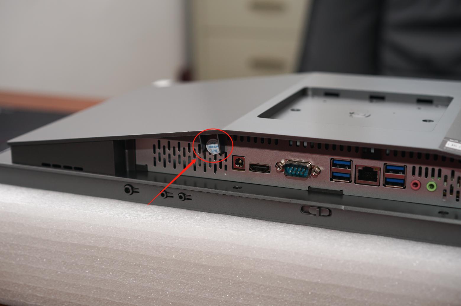 搭载11代酷睿i5的笔记本电脑,酷睿11代i5一体机