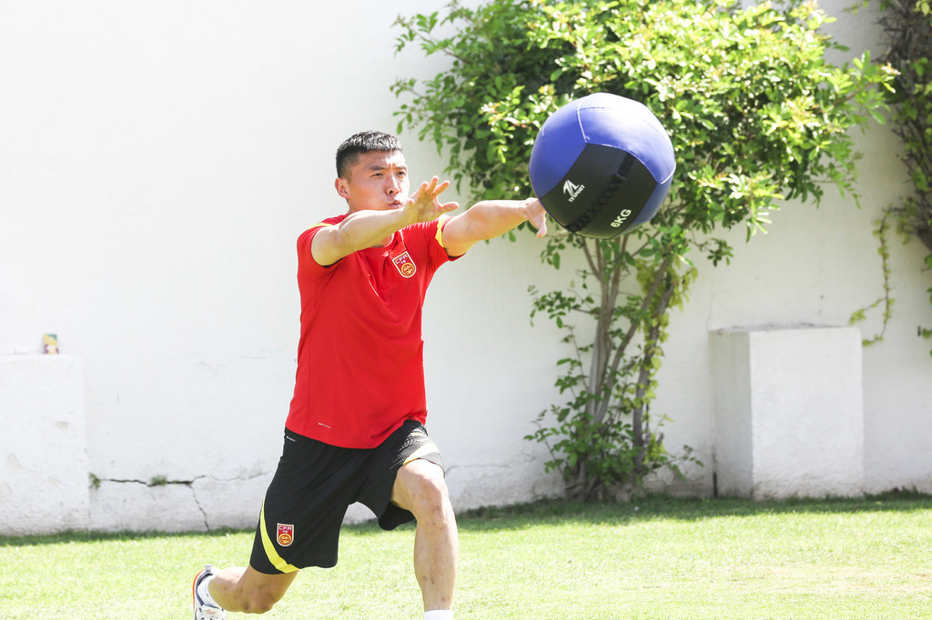 艾克森谈李铁和蒿俊,蒿俊闵国足