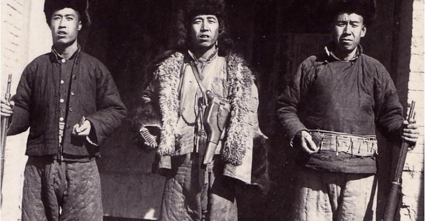 第一悍匪，躲过杨虎城围剿，骗过八路军，当过伪军，结局无人同情