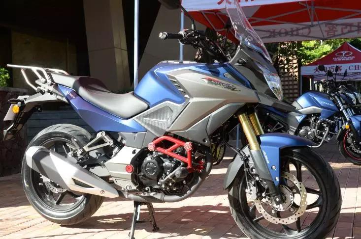 大阳天昴200-8百公里加速测评,大阳v锐150座高