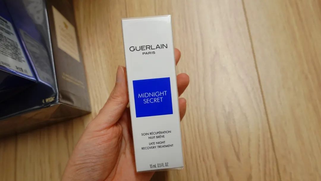 娇兰帝皇蜂姿密集修护面霜,娇兰密集修复