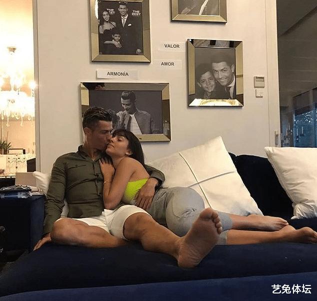 尤文图斯乔治娜c罗,尤文夺冠庆典c罗