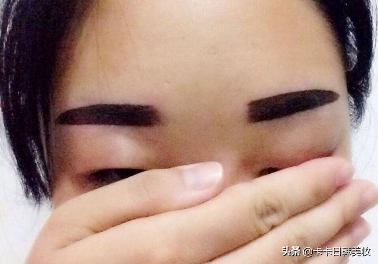 纹眉师新手不会设计眉毛,纹眉师不纹眉