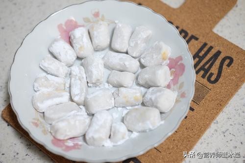 家里只有玉米淀粉怎么做芋圆,家里有芋圆可以做什么甜品