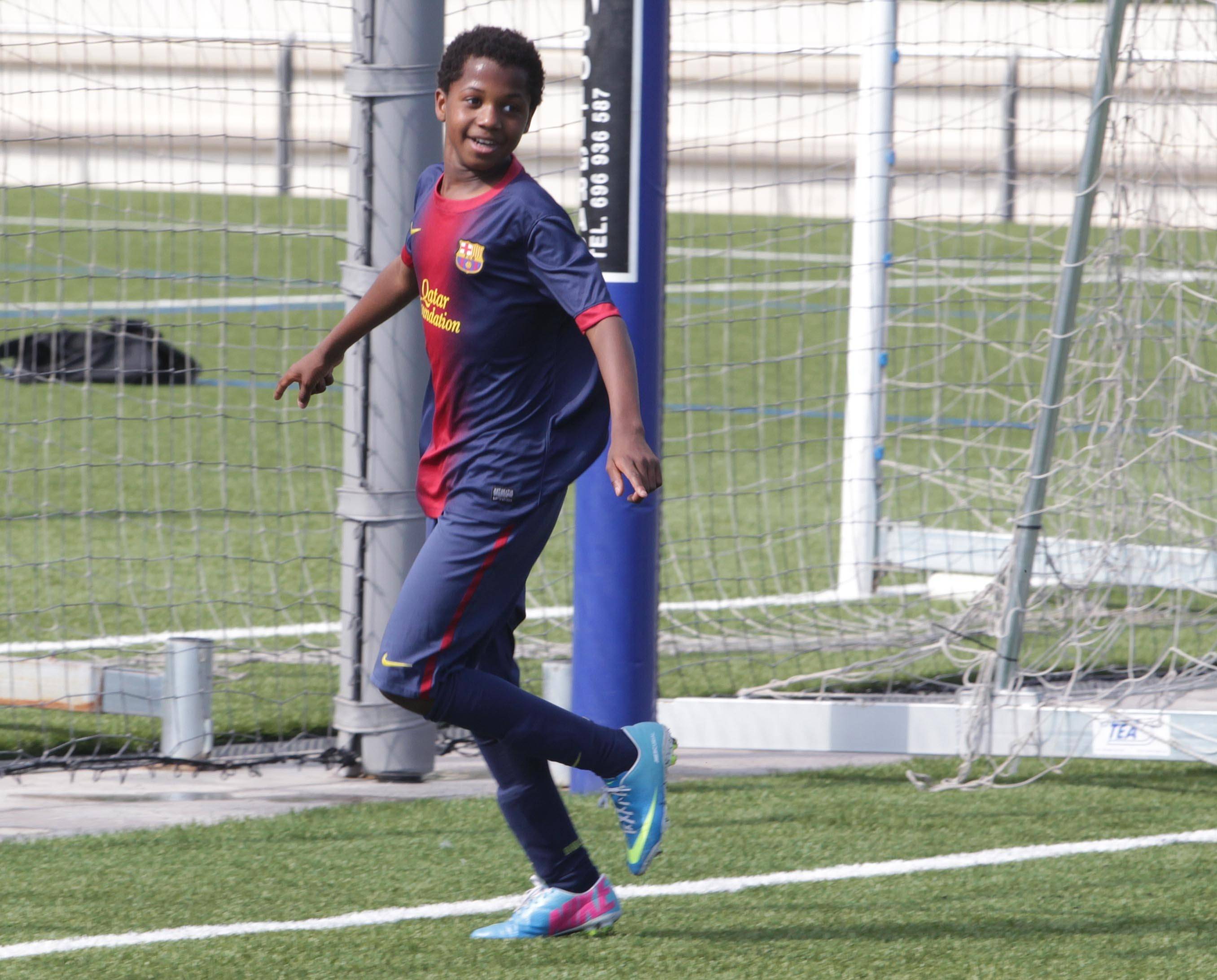 巴萨16岁的新星法蒂,巴萨17岁欧洲新星