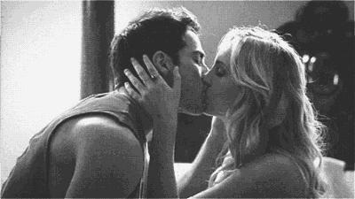 女人，让他欲罢不能的吻技攻略