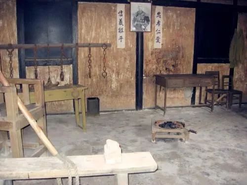 中国的五星红旗到底有多么强大,来感受一下五星红旗有多震撼人心