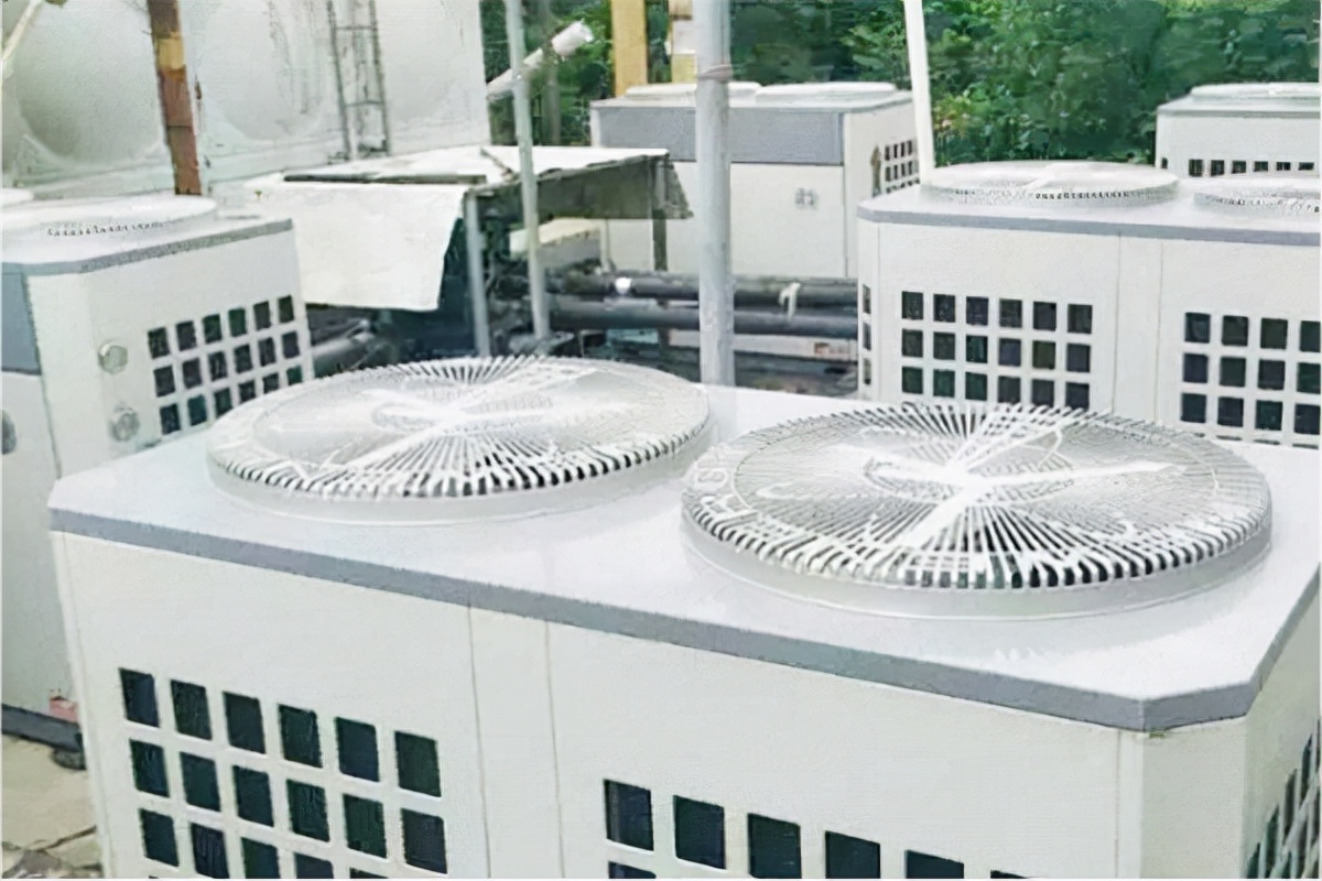 游泳馆热泵空气能热水工程哪家好,洗浴用水源热泵