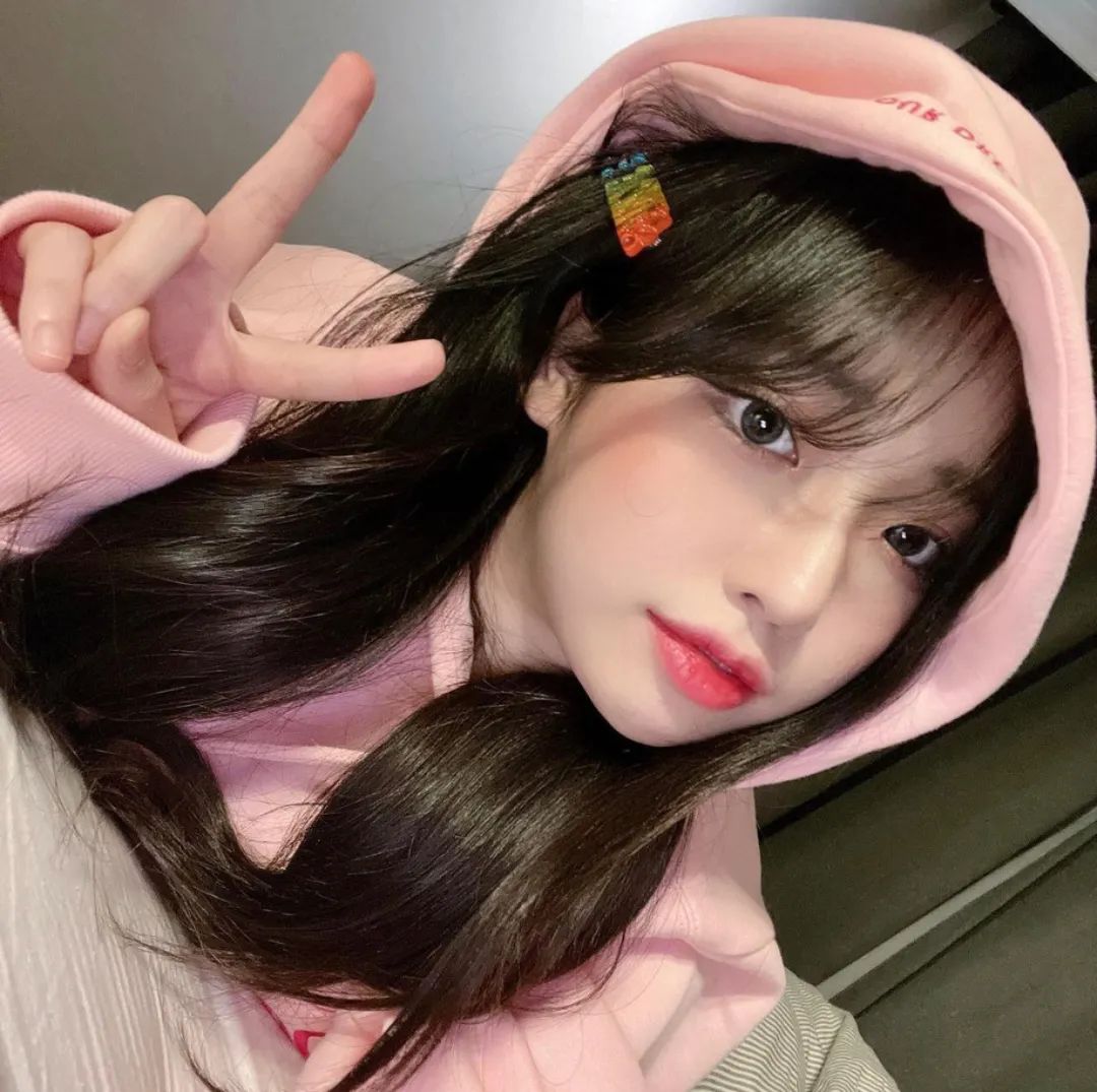 时尚年轻的韩国头饰,韩国女孩很会化妆