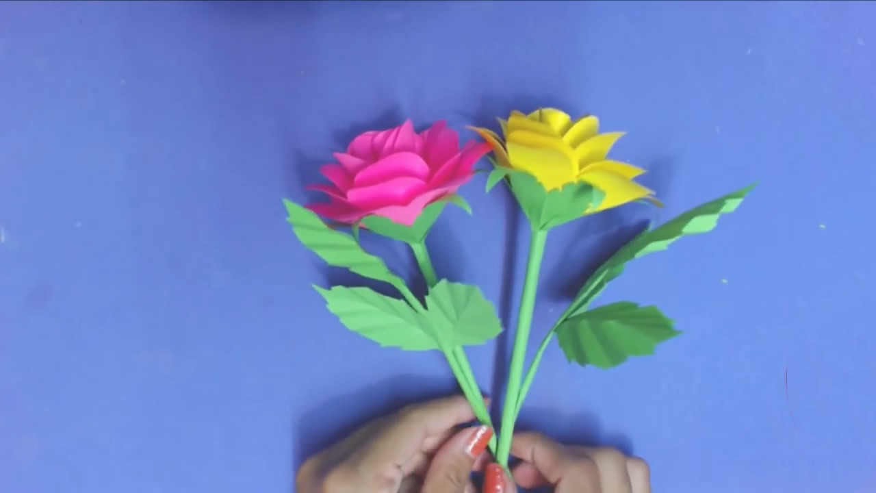 纸艺玫瑰花手工制作方法,纸艺网折最简单的玫瑰花