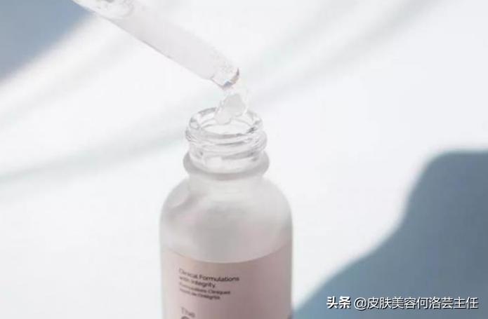 反复长痘留下顽固痘印用什么精华,顽固痘印如何祛除最有效果的方法