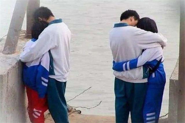 发现女儿脖子有“草莓印”，爸爸再三追问，孩子的话引人深思