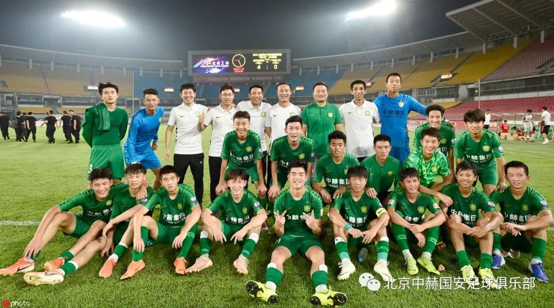 国安一队首位00后！马昆越：场上学习杨智场下学习侯森