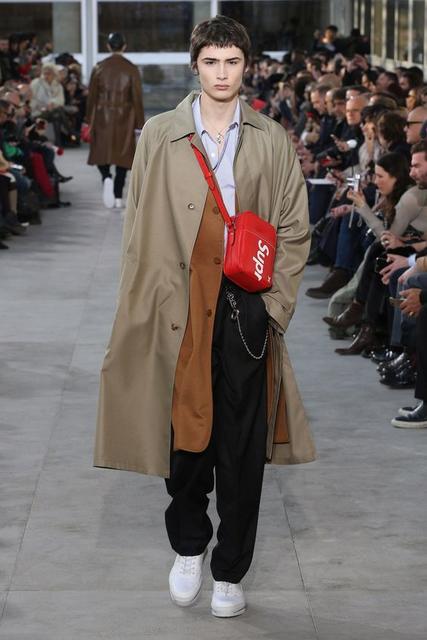 男生推荐单肩包还是斜挎包,你的斜挎vs我的斜挎包