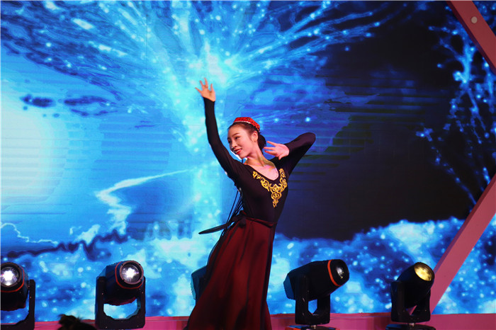 迎新年庆元旦舞蹈活动方案,庆元旦迎新年喜庆舞