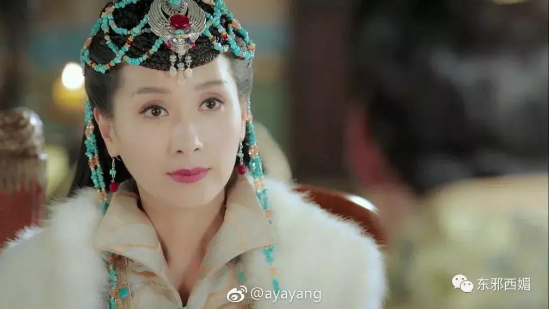 又一位换头宝贝!你能在她身上找到几位女明星的影子?