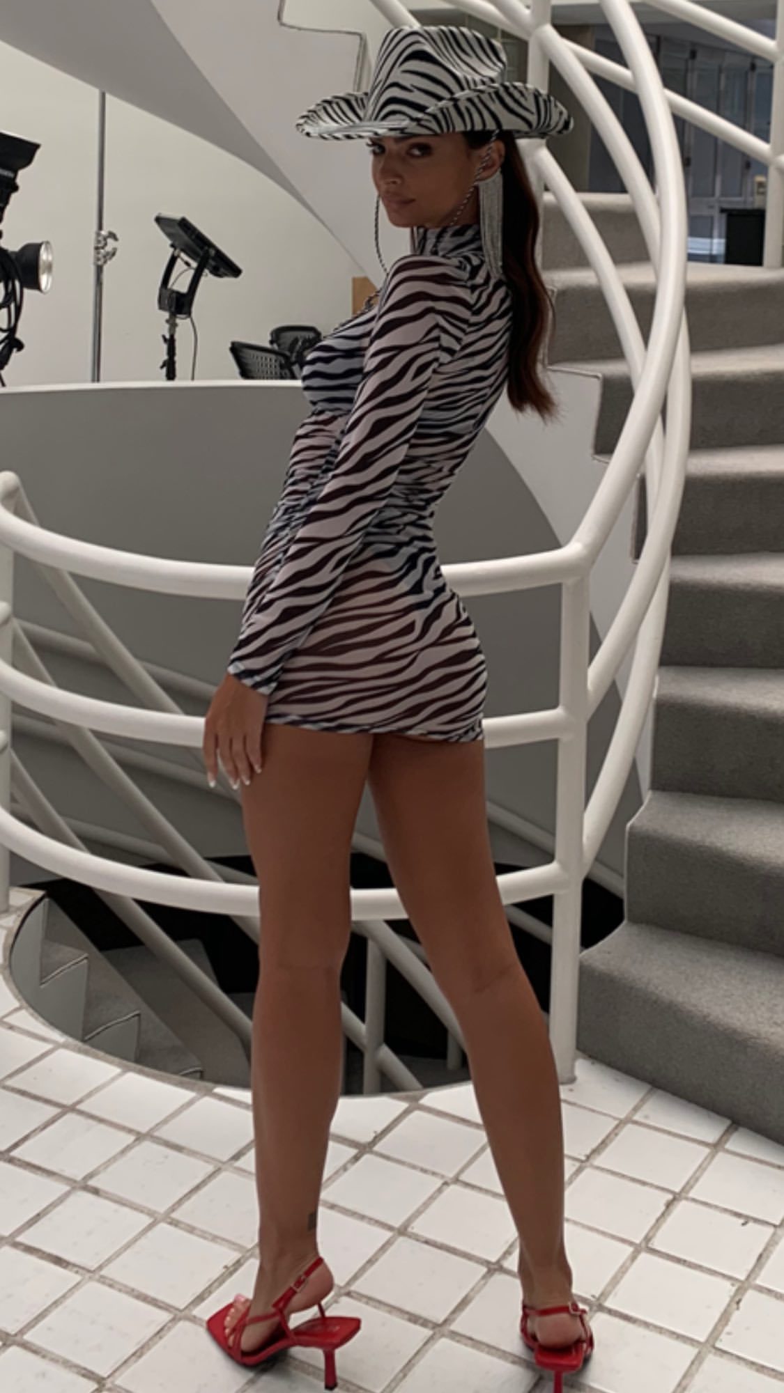 英国名模艾米丽拉塔科夫斯基,艾米丽拉塔科夫斯基参加派对