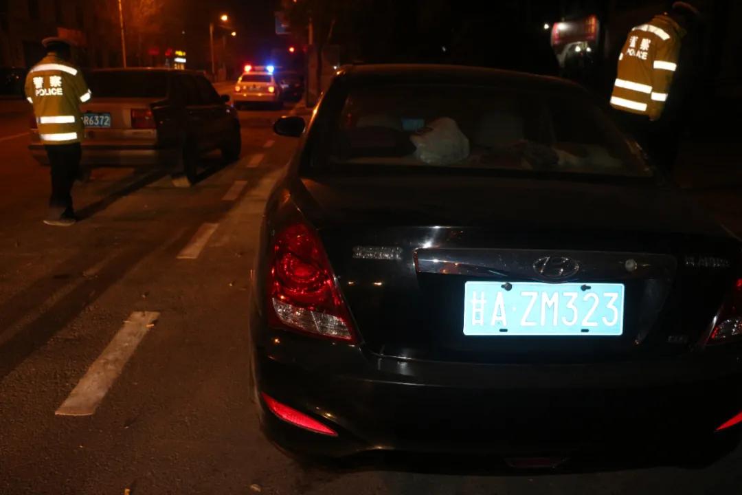 占用消防通道的车主应该怎么处罚,占用消防通道的私家车被拖走