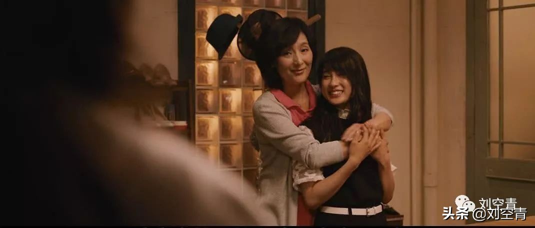 讲述换脸的电视剧,电影解说女人整容时的场景